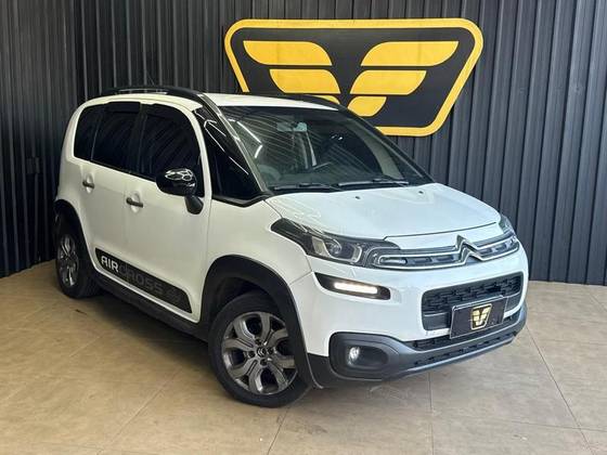 CITROËN AIRCROSS 1.6 VTI 120 FLEX LIVE EAT6 CITROËN AIRCROSS 1.6 VTI 120 FLEX LIVE EAT6